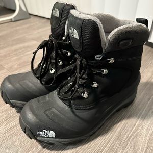 COPY - Size 9.5 north face winter boots like new